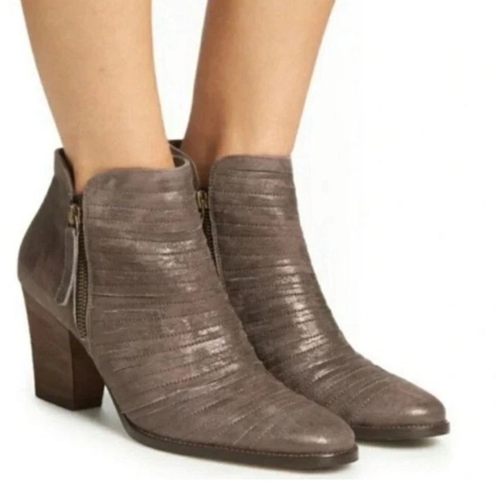 Paul green women’s Malibu mini boots size 5.5